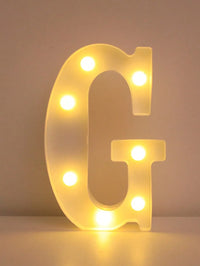 Lettre lumineuse LED 22 cm à piles, A à Z et 0 à 9
