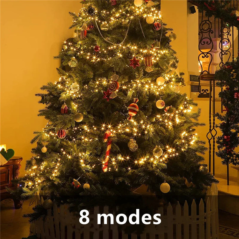Guirlande lumineuse en grappes blanc chaud – sur un sapin de Noël, 8 modes