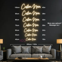 Néon personnalisé – tableau des largeurs de 40 à 100 cm sur un mur au-dessus d'un canapé