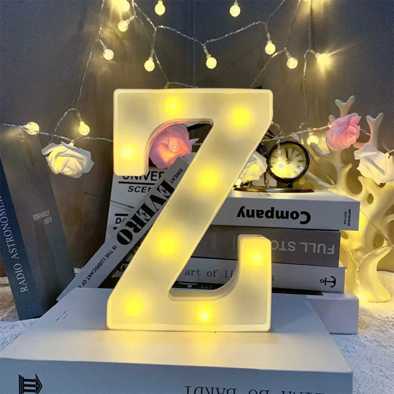 Lettre lumineuse LED 16 cm à piles, A à Z, esperluette et cœur rouge