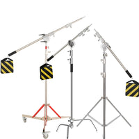 C-stand 2,6 m argenté ou noir avec bras croisé, sac de lest et roulettes au choix
